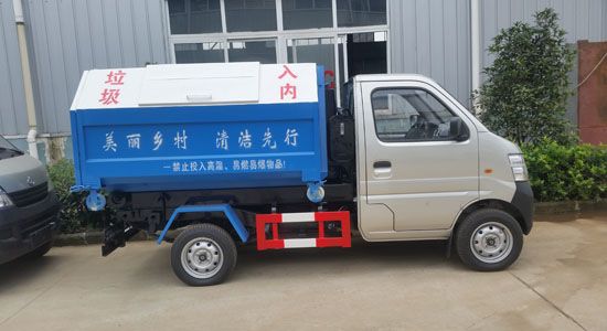 楚勝牌長(zhǎng)安汽油機(jī)車廂可卸式垃圾車